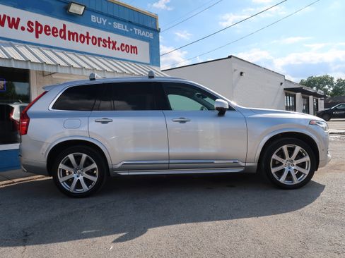 Used 2016 Volvo XC90 T6 Inscription w/ Vision Package AWD/4WD image 4