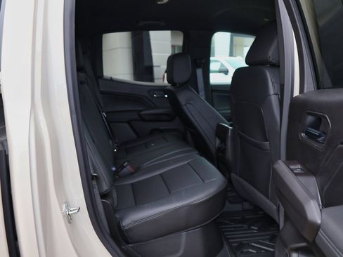 New 2026 GMC Canyon Elevation w/ Convenience Package image 27