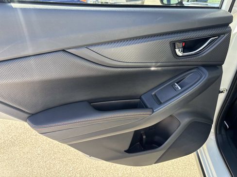 Used 2023 Subaru Crosstrek 2.5i Limited image 12