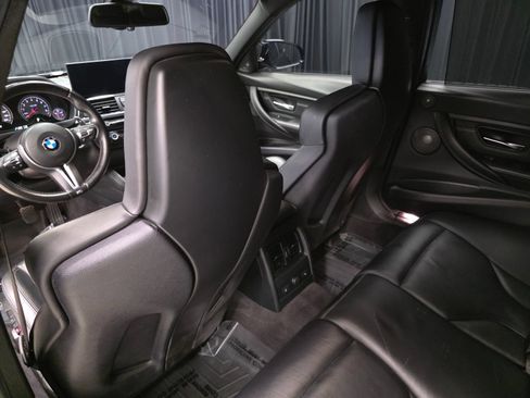 Used 2015 BMW M3 RWD image 30