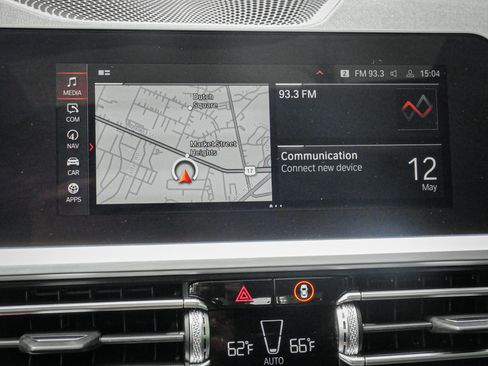 Used 2021 BMW 330i Sedan w/ Convenience Package RWD image 24