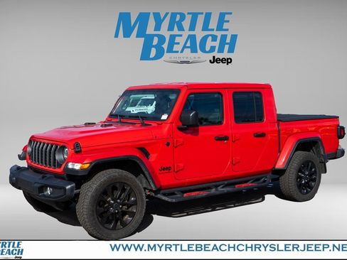 Used 2024 Jeep Gladiator Sport image 2