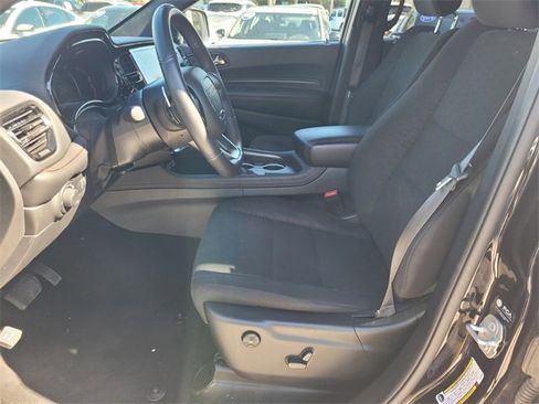 Used 2025 Dodge Durango GT image 3