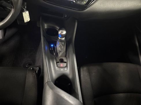 Used 2019 Toyota C-HR LE image 18
