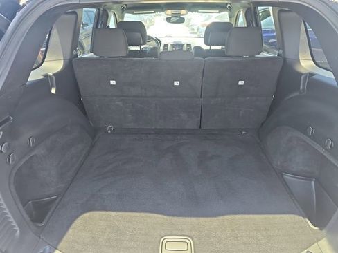 Used 2018 Jeep Grand Cherokee Laredo AWD/4WD image 6