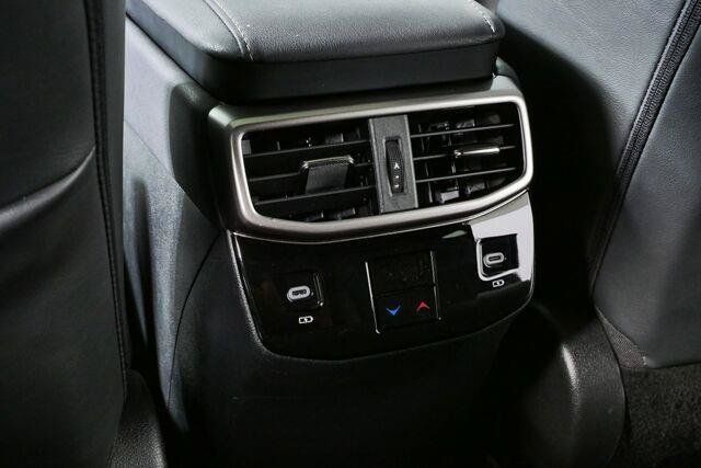 Used 2024 Lexus RX 350h w/ Cold Area Package AWD/4WD image 17