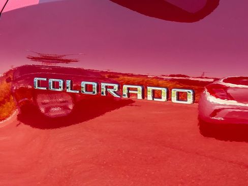 Certified 2023 Chevrolet Colorado Trail Boss w/ Advanced Trailering Package AWD/4WD image 11