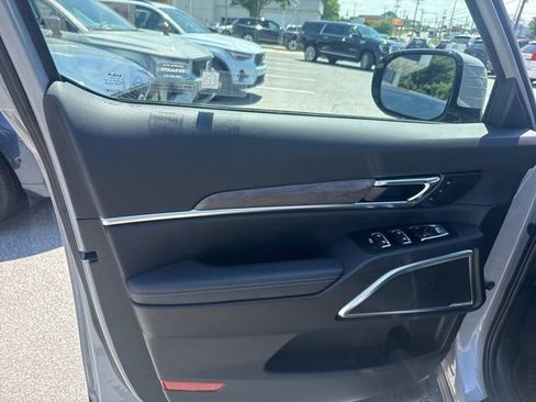 Used 2024 Kia Telluride SX Prestige X-Line AWD/4WD image 19