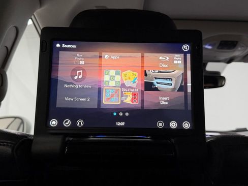 Used 2020 Chrysler Pacifica Touring-L Plus w/ Tire & Wheel Group image 26