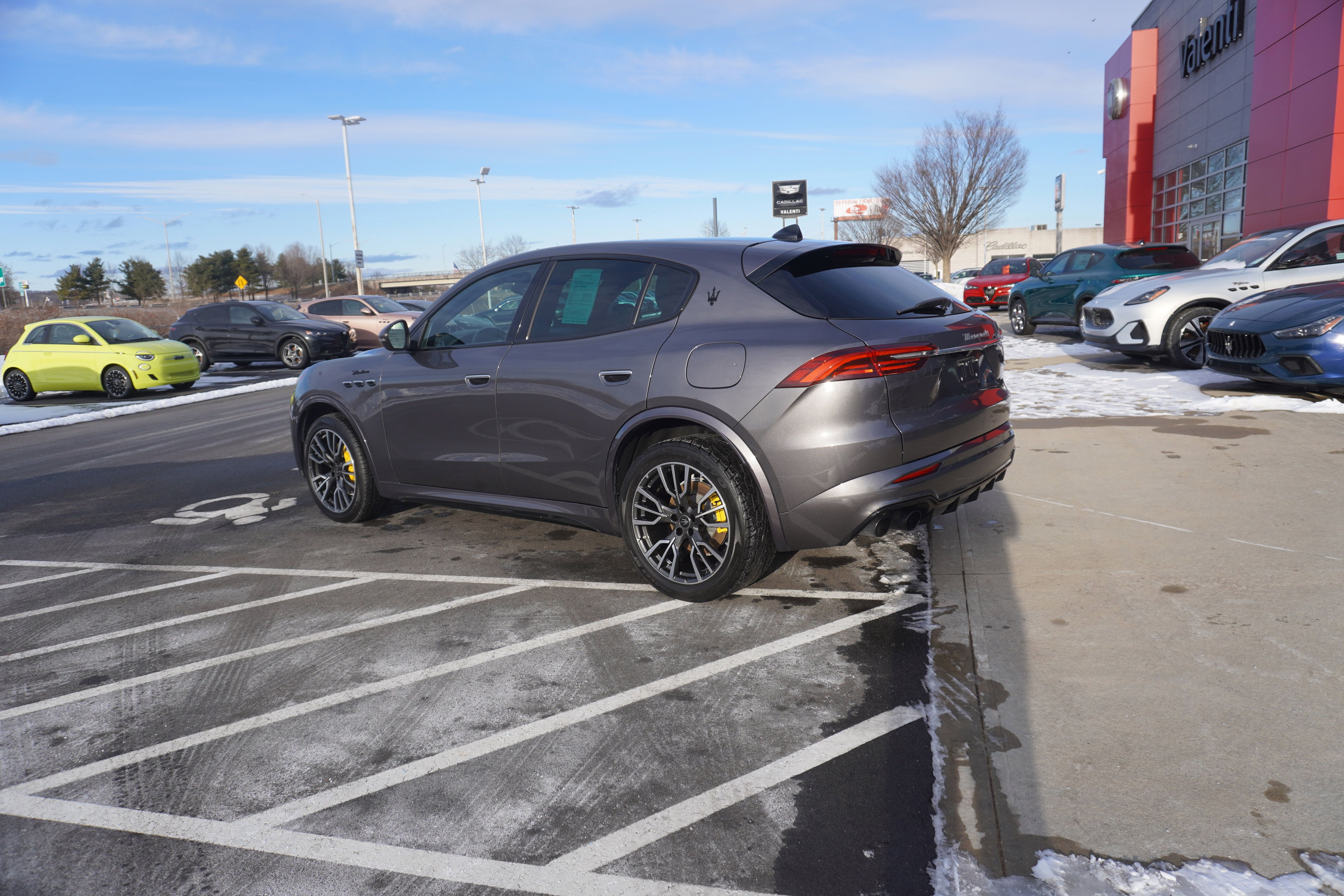 Used 2023 Maserati Grecale Modena AWD/4WD image 10