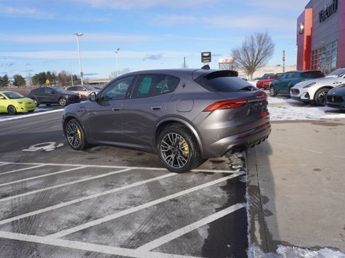 Used 2023 Maserati Grecale Modena image 10