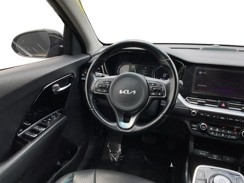 Used 2022 Kia Niro EX Premium FWD image 10