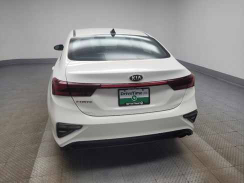 Used 2020 Kia Forte LXS FWD image 6