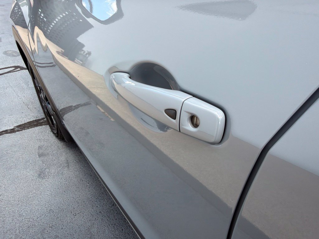 Used 2024 Nissan Kicks SR w/ SR Premium Package FWD image 12