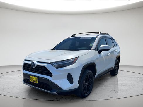 Certified 2022 Toyota RAV4 SE w/ Convenience Package AWD/4WD image 7