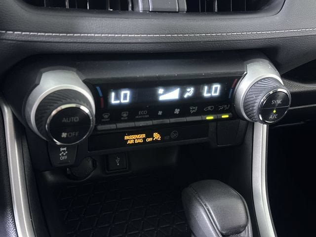 Used 2022 Toyota RAV4 XLE w/ Convenience Package AWD/4WD image 14