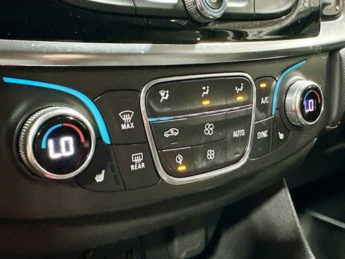 Used 2019 Chevrolet Traverse LT w/ LPO, Floor Liner Package image 16