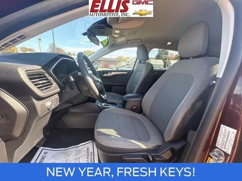 Used 2021 Ford Escape SE w/ Cold Weather Package image 20