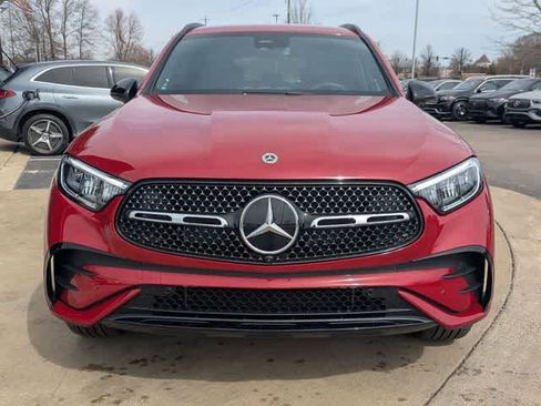 Used 2026 Mercedes-Benz GLC 300 image 4