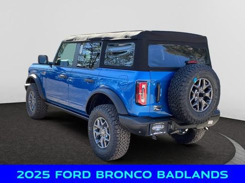 New 2025 Ford Bronco Badlands AWD/4WD image 3
