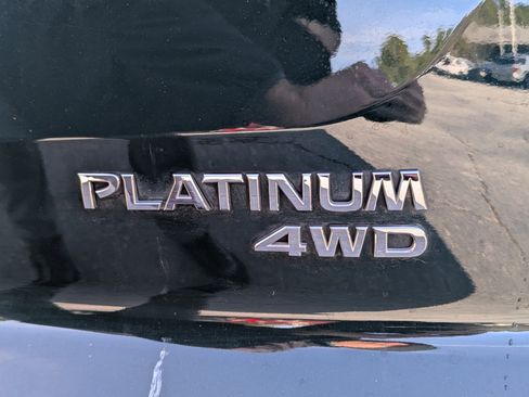 Used 2023 Nissan Pathfinder Platinum w/ Cargo Package image 33