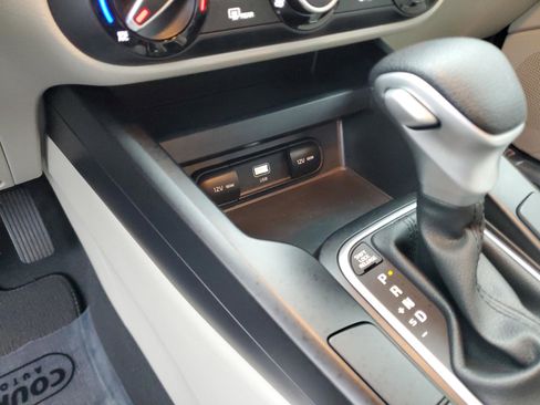 Certified 2025 Kia Soul LX image 22