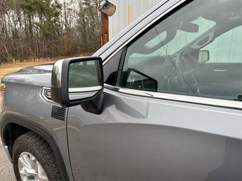 Used 2022 GMC Sierra 1500 SLT w/ SLT Premium Plus Package image 11