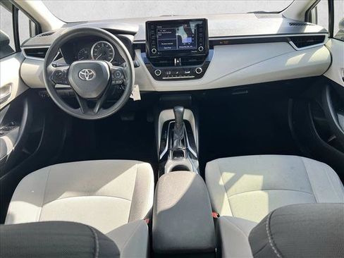 Certified 2022 Toyota Corolla LE image 19