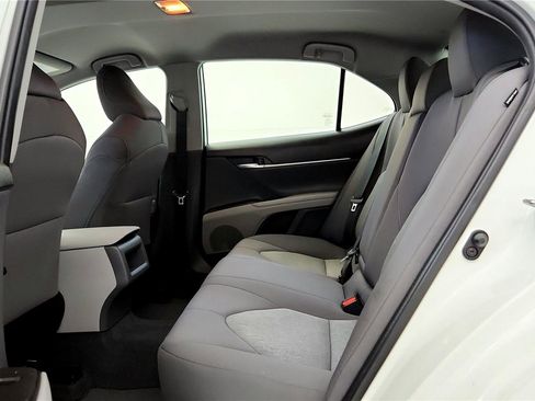 Used 2022 Toyota Camry LE w/ Carpet Mat Package (TMS) image 21