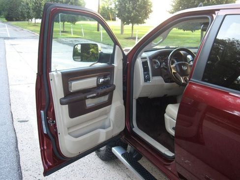 Used 2016 RAM 2500 Laramie w/ Convenience Group AWD/4WD image 19