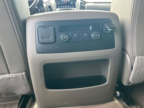 Used 2017 Chevrolet Tahoe LT RWD image 23