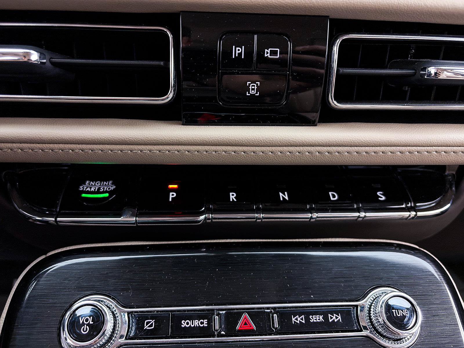 Used 2023 Lincoln Nautilus FWD w/ Premium Package image 24