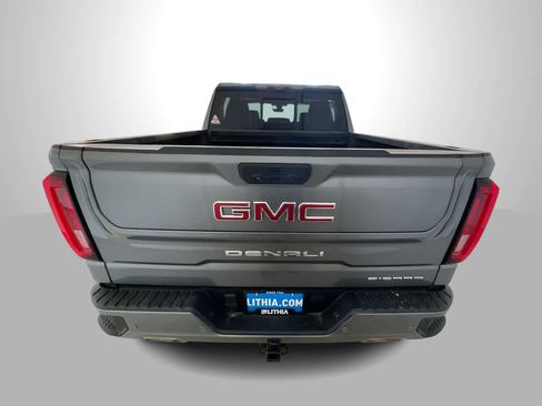 Used 2020 GMC Sierra 1500 Denali w/ Technology Package AWD/4WD image 7