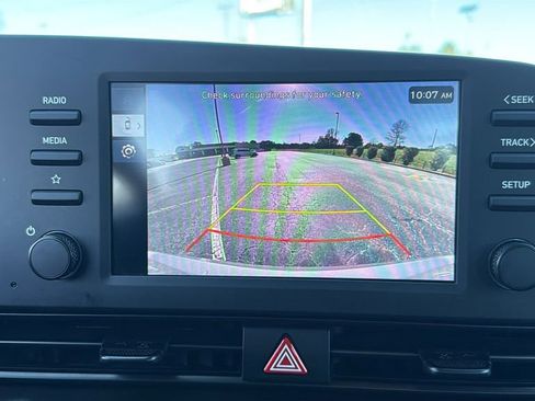 Used 2025 Hyundai Elantra Sport image 24