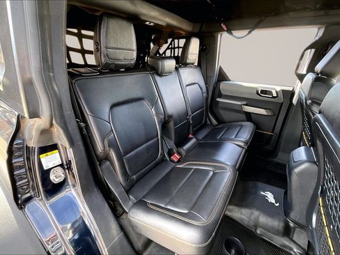 Used 2021 Ford Bronco Badlands w/ Sasquatch Package AWD/4WD image 25