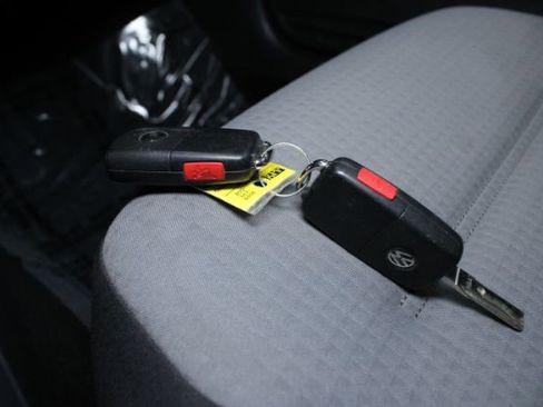 Used 2017 Volkswagen Jetta S image 12