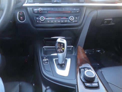Used 2014 BMW 328i xDrive Sedan AWD/4WD image 17