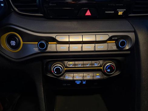 Used 2019 Hyundai Veloster Turbo R-Spec image 40