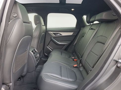 New 2026 Jaguar F-PACE R-Dynamic S image 8