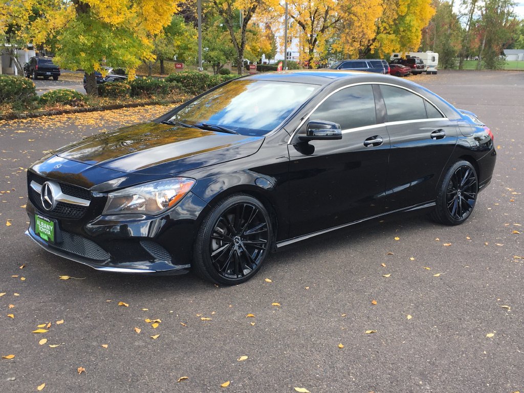 Used 2018 Mercedes-Benz CLA 250 4MATIC image 11