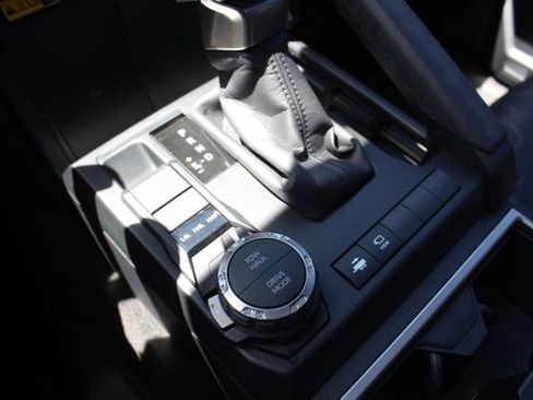 Used 2026 Toyota 4Runner Platinum AWD/4WD image 35