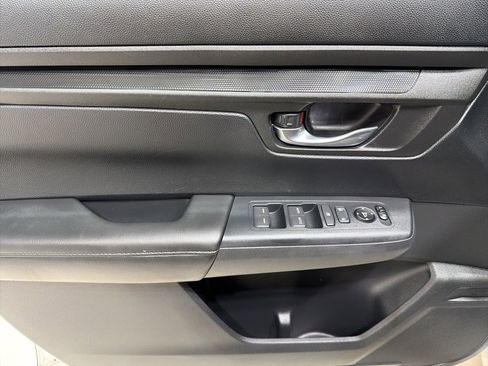 Used 2025 Honda CR-V EX image 13