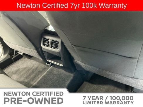 Used 2023 Nissan Rogue S FWD image 14