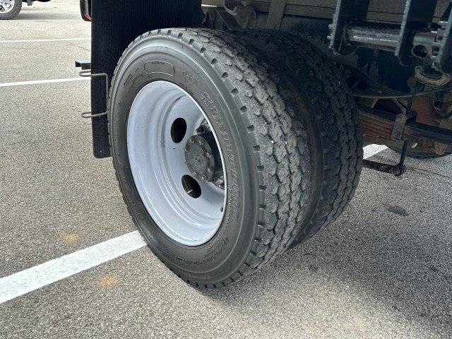 Used 2019 Ford F550 4x4 Regular Cab Super Duty image 12