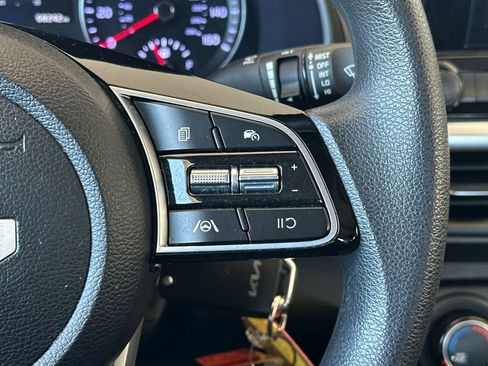 Used 2023 Kia Forte LXS w/ LXS Technology Package FWD image 24
