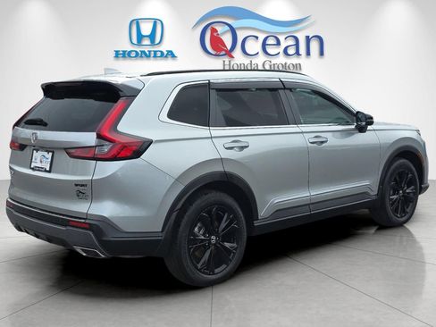 Used 2025 Honda CR-V Sport Touring image 3