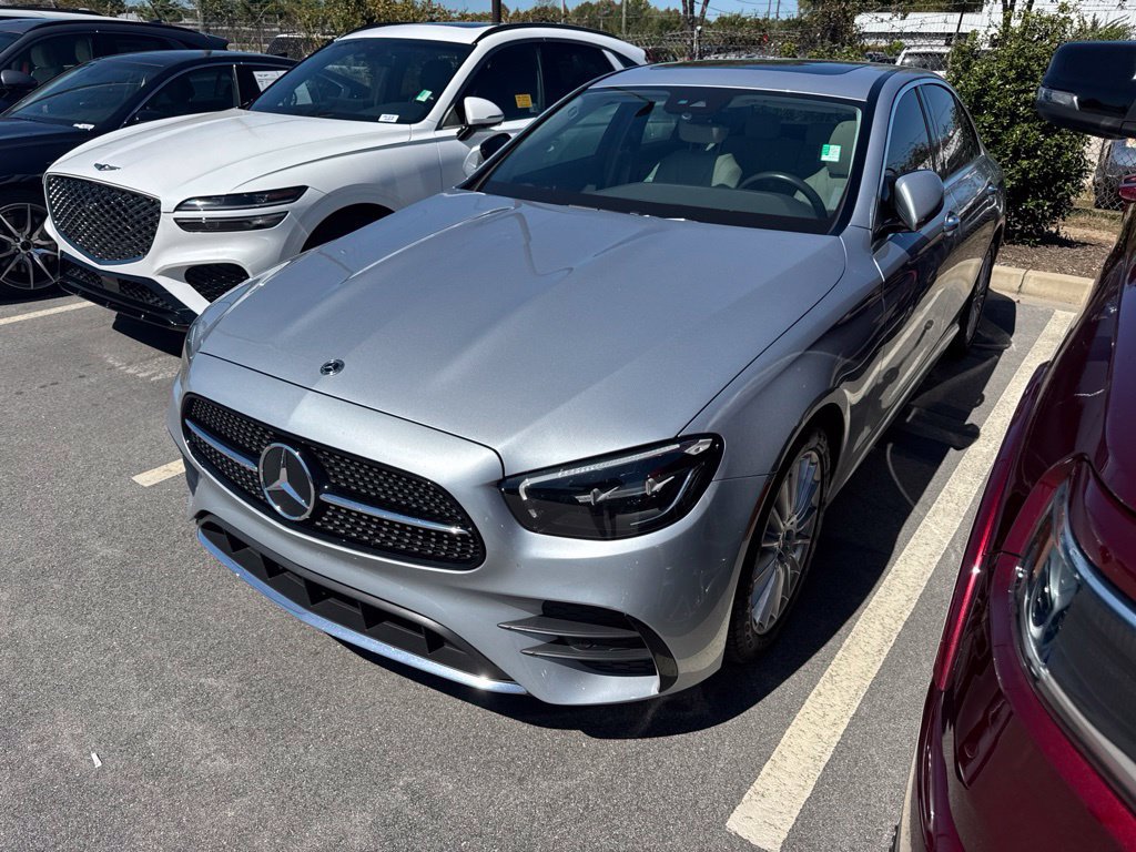 Used 2022 Mercedes-Benz E 350 Sedan image 1