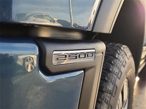 New 2026 GMC Sierra 2500 Denali w/ Denali Reserve Package image 12