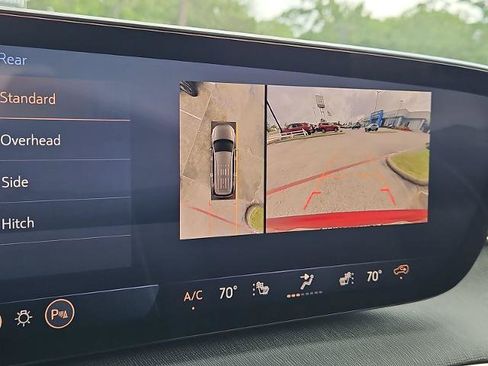 Certified 2026 Buick Enclave Preferred FWD image 13