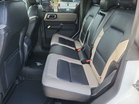 Used 2024 Ford Bronco Wildtrak image 26
